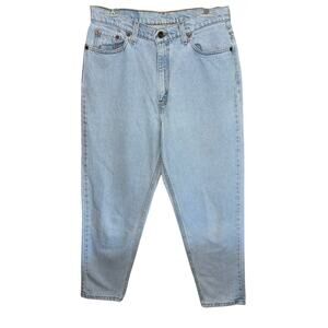 Vintage Levi Strauss women’s tapered leg tapered fit light jeans (14 petite)